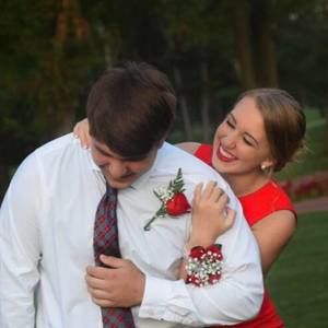 Meet your Posher, Becca